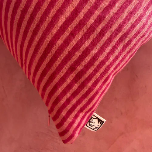 desert stripes- block printed pillow cover - (magenta) - Image 4