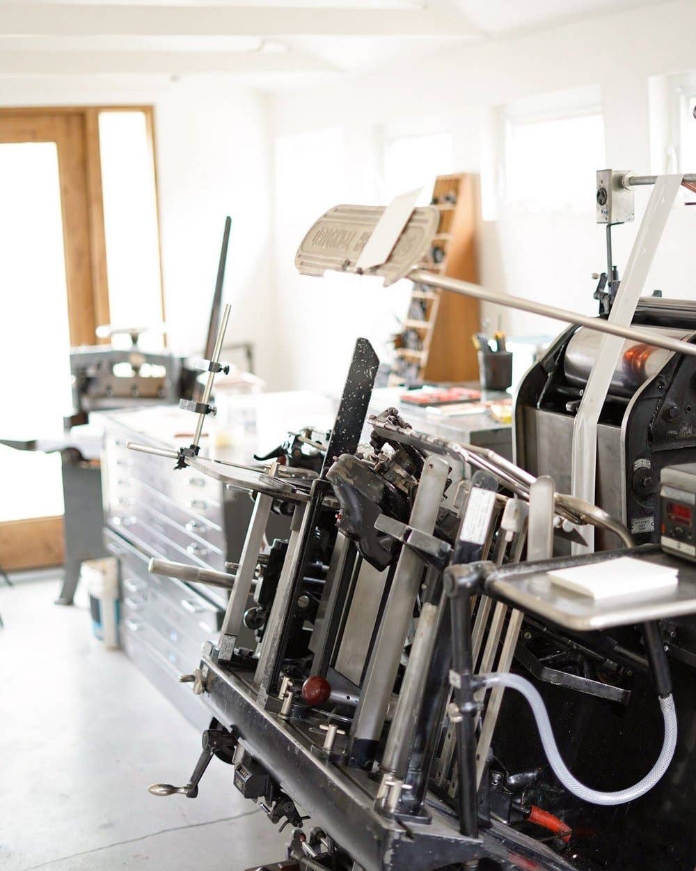 salut letterpress greeting card - Image 3