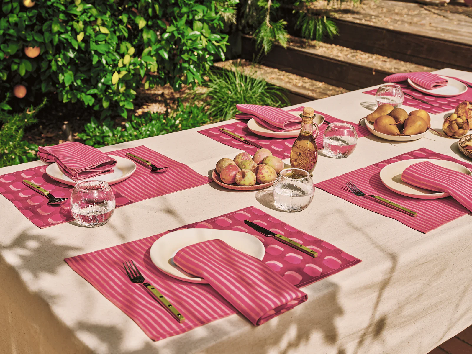 sonora block printed table napkins (set of 2) magneta - Image 3